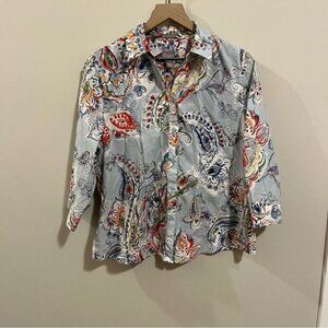 Chicos wrinkle resistant paisley button down
